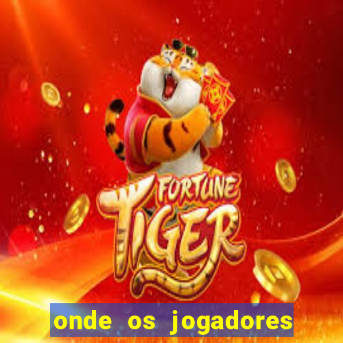 onde os jogadores do corinthians moram