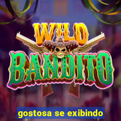 gostosa se exibindo